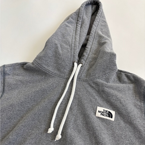 The North Face Gray Mens Medium Hoodie - Picture 3 of 3